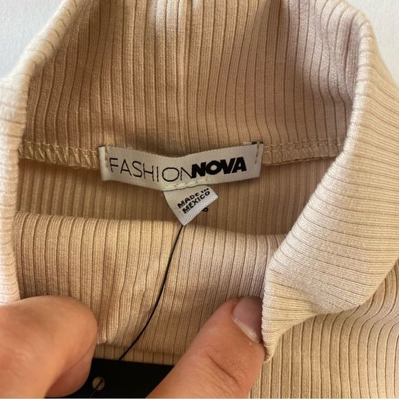 Fashion Nova Claudine Ribbed Backless Top - Picture 7 of 12